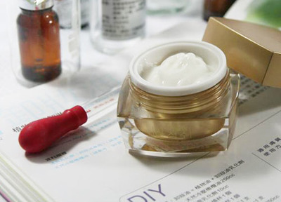 化妝品中相克的成分及產品詳解 專業化妝品OEM廠家的科學分享